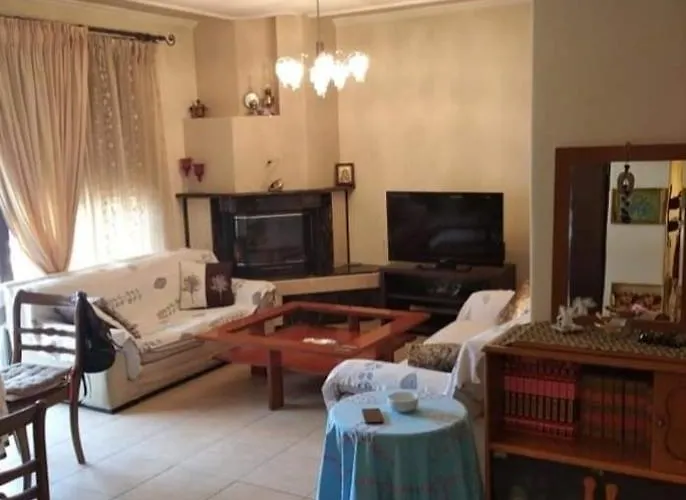 Annashouse * Néa Péramos